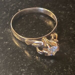 Elegant gold 9k vintage European engagement ring size 8.5